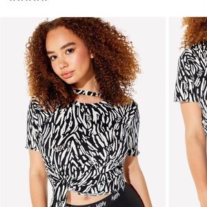 Major Label Cut-Out Tee